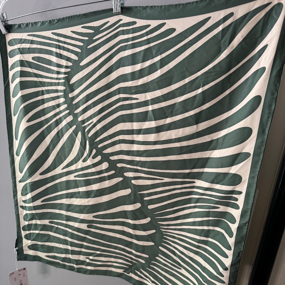 NWT & other stories Oversized Print Scarf